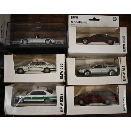 223B - The BMW Collection and other scale model cars and motorcycles incl. BMW R1100 RS motorcycle; BMW R 7... 