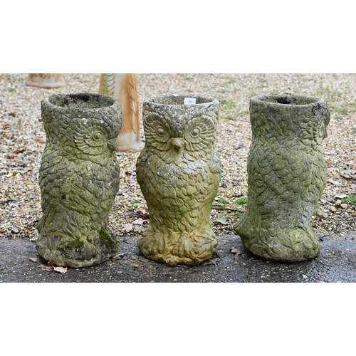 20 - Three weathered reconstituted stone cast 'owl' flower pots/planters, approx. 25 cm dia x 50 cm h (3)