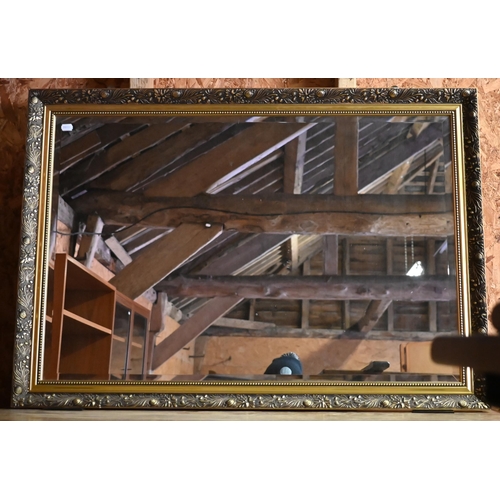 42 - A Victorian style gilt framed bevel-edged mirror, 102 x 72 cm 