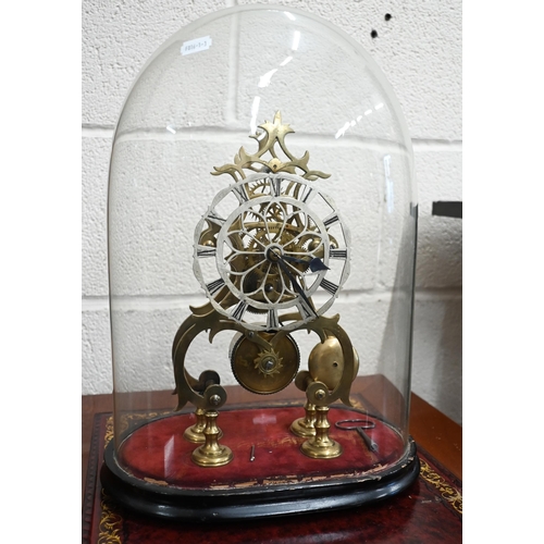 120 - Victorian brass skeleton clock with fusee movement and replacement silvered dial 30 cm high, under a... 