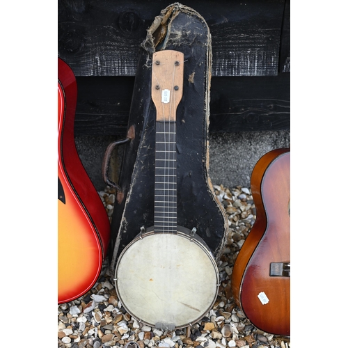 161 - Vintage banjolele with case, to/w five guitars (6)