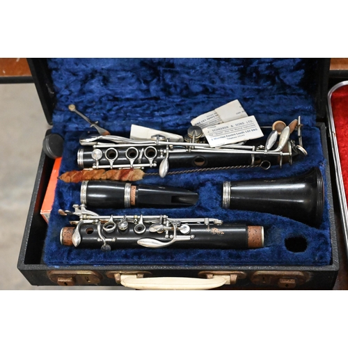 162 - Cased Crampon et Cie Buffet oboe to/w two clarinets (3)