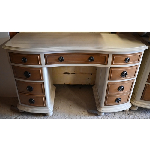 267 - Willis & Gambier, a pair of three drawer bedside chests, from the 'Helena' range 44 x 38 x 63 cm... 