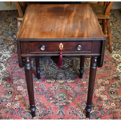38 - A Victorian mahogany drop leaf table with drawer to one end, 50 x 53 x 77 cm h