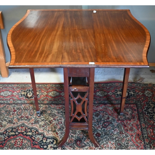 49 - An antique crossbanded satinwood Sutherland table, 60 x 18 (76 open) x 63 cm h