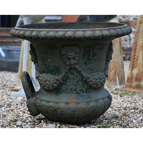 508 - An antique cast iron garden urn/vase top (one handle detached, socle base missing)