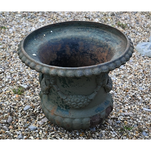 508 - An antique cast iron garden urn/vase top (one handle detached, socle base missing)