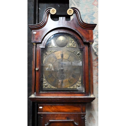 1004 - A George III 8-day mahogany and oak longcase clock, with engraved roman numeral brass dial and pierc... 