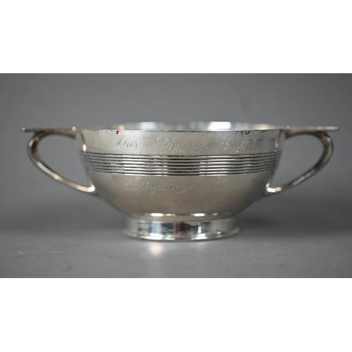 131 - An Arts & Crafts two-handled silver bowl with reeded band and plain foot-rim, E.S. Barnsley &... 