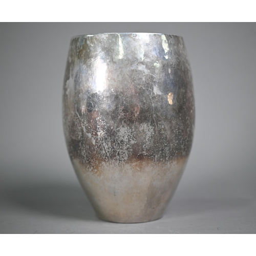 155 - Yvonne Renouf-Smith: a modern design planished silver ovoid vase, London 2007, 14.9oz, 14.5cm