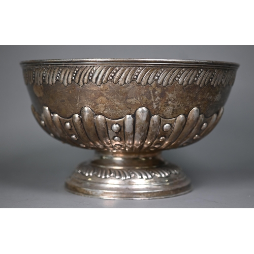 231 - A Victorian silver rose bowl with writhen reeded design, on stemmed foot, Mappin & Webb (John Ne... 