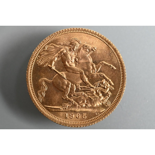 473 - An Elizabeth II gold sovereign, dated 1965