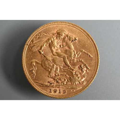 475 - A George V gold sovereign, dated 1912