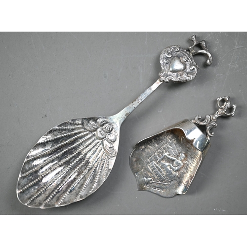 86 - Antique French silver skimming spoon with decorative pierced bowl and scrolling stem, bears crowned ... 