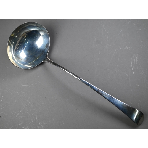 89 - George III silver old English pattern soup ladle, George Burrows, London 1801, 4.8oz