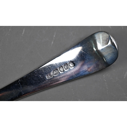 89 - George III silver old English pattern soup ladle, George Burrows, London 1801, 4.8oz