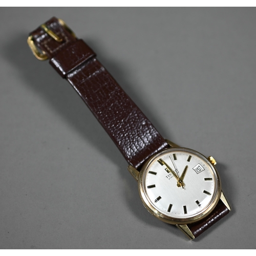 239 - A vintage 9ct gold gents Tissot Visodate wristwatch, the calibre 172-1 movement no. 10777209 with 17... 