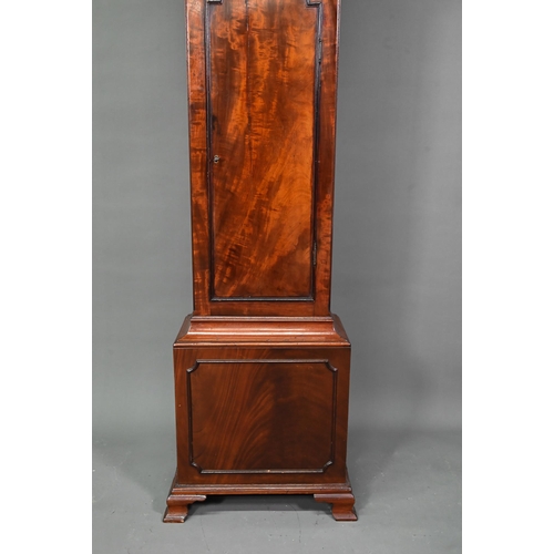 913 - William Avenall, Portsmouth, a George III mahogany 8-day long case clock, the five pillar movement w... 