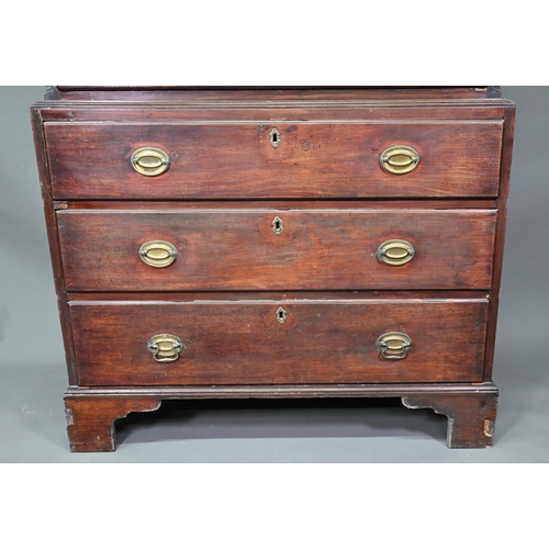 958 - A George III mahogany chest on chest of three short over three long graduated drawers flanked by can... 