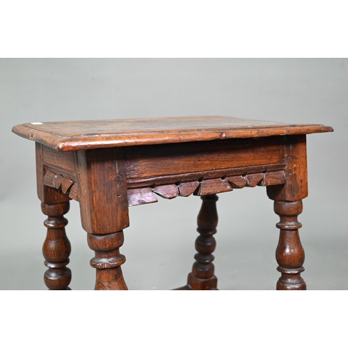 980 - A 17th century oak joint stool, 45 cm x 29 cm x 52 cm h