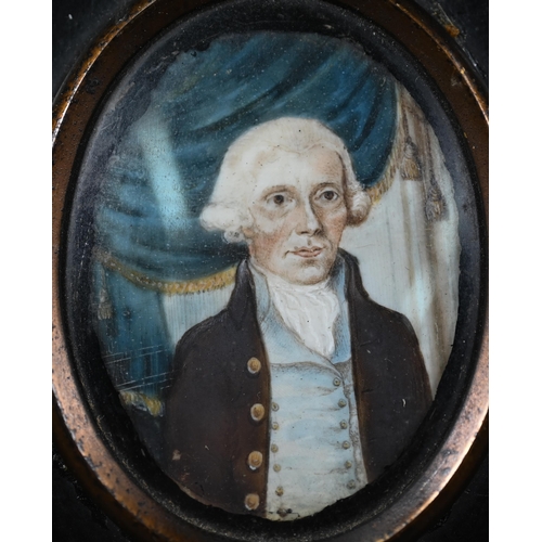 1139 - A Georgian oval portrait miniature on ivory of a gentleman, 5.2 x 4 cmIvory Submission Reference num... 