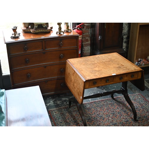 978 - A Regency cross-banded burr walnut sofa table, with two frieze drawers opposing dummy drawer fronts,... 