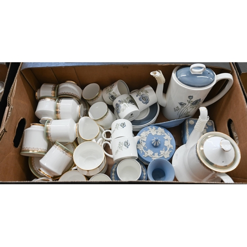 78 - Various decorative tea and coffee wares including Wedgwod 'Glen Mist', Grafton 'Hampton', Royal Albe... 