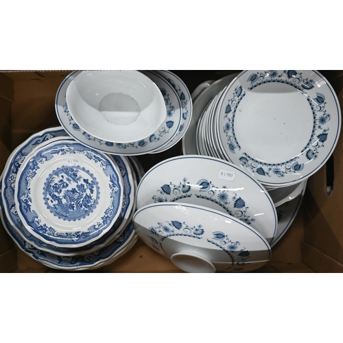 68 - A Noritake 'Cooknserve' range 'Blue Rhapsody' dinner service, to/w a vintage Masons Ironstone blue a... 