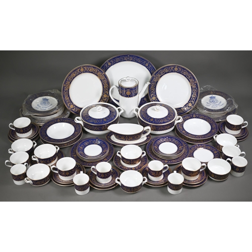 644 - An extensive Royal Worcester Sandringham pattern dinner, tea and coffee service for six settings, li... 