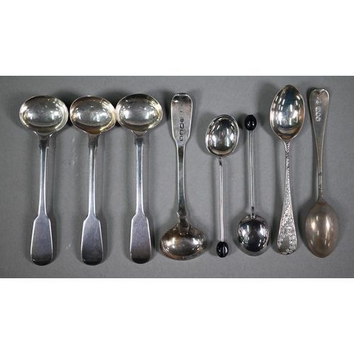 168 - An Edwardian cased set of six floral-engraved teaspoons, Wakely & Wheeler, London 1902 and a cas... 