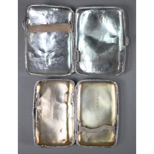 169 - An Edwardian cased set of four small open salts with original spoons, James Deakin & Sons, Sheff... 