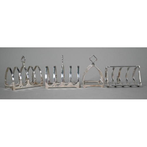 187 - A cased set of four silver toast racks, Adie Brothers Ltd, Birmingham 1934, 8.6oz