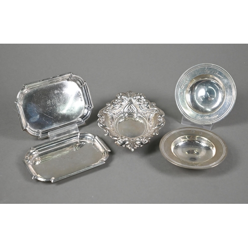 189 - Two pairs of small silver pin-dishes (one pair being miniature Armada dishes), Birmingham 1955/ Lond... 