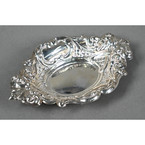 189 - Two pairs of small silver pin-dishes (one pair being miniature Armada dishes), Birmingham 1955/ Lond... 