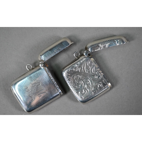 19 - Two silver vesta cases, Birmingham 1905/18, to/w an Art Deco cased pair of sardine servers with pier... 