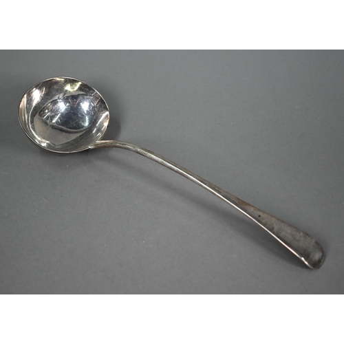 192 - A Victorian silver old English pattern soup ladle, Chawner & Co, London 1879, 8oz