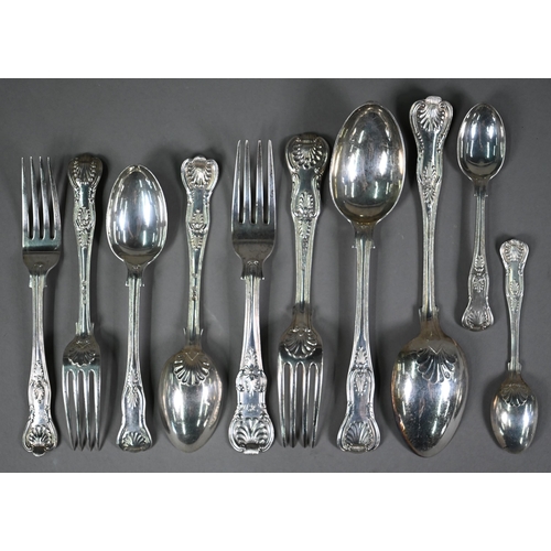 199 - A matched set of Victorian and later Kings pattern silver flatware, comprising six table forks, John... 