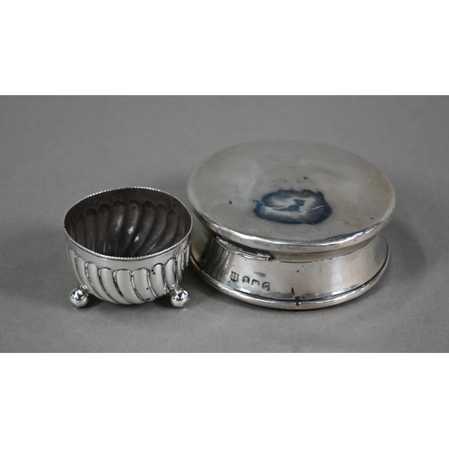 64 - A silver ring box (a/f),to/w a late Victorian open salt, a fob toothpick with retractable pick and v... 