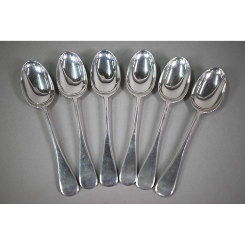 82 - A late Victorian set of six old English pattern silver tablespoons, Charles Boyton II, London 1897, ... 