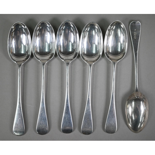 82 - A late Victorian set of six old English pattern silver tablespoons, Charles Boyton II, London 1897, ... 