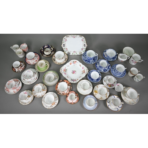 632 - A selection of 19th century and later Derby and Crown Derby tea wares, (2 boxes)