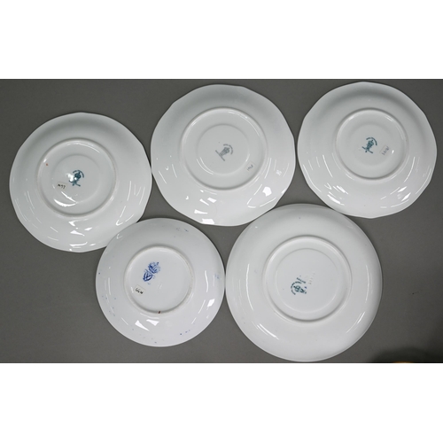 632 - A selection of 19th century and later Derby and Crown Derby tea wares, (2 boxes)