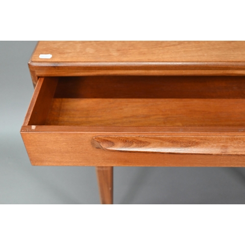 913 - A scarce mid-century single drawer teak side table, designed by John Hubert and Alan Pledge for A Yo... 