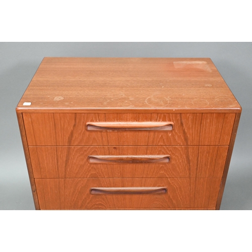 914 - A mid-century G-Plan Fresco range teak chest of four long drawers, on a plinth base, 72 cm x 44.5 cm... 