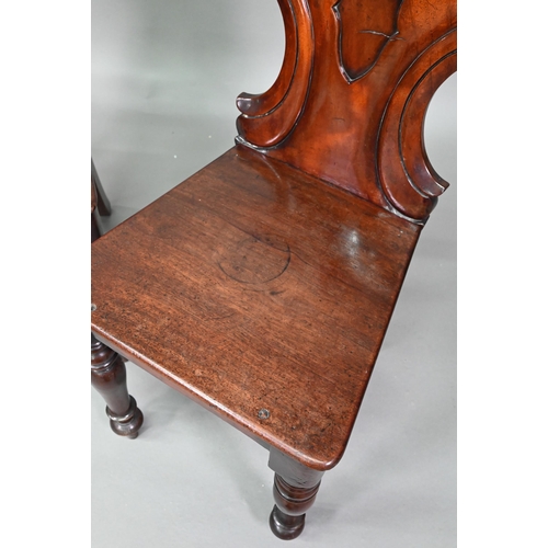 920 - A pair of Victorian mahogany shield back side chairs, a/f (2) 