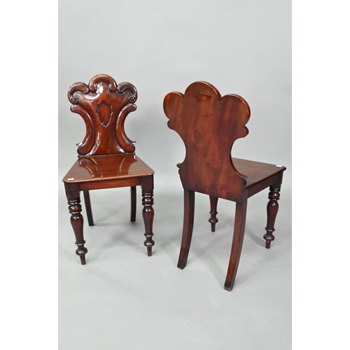 920 - A pair of Victorian mahogany shield back side chairs, a/f (2) 