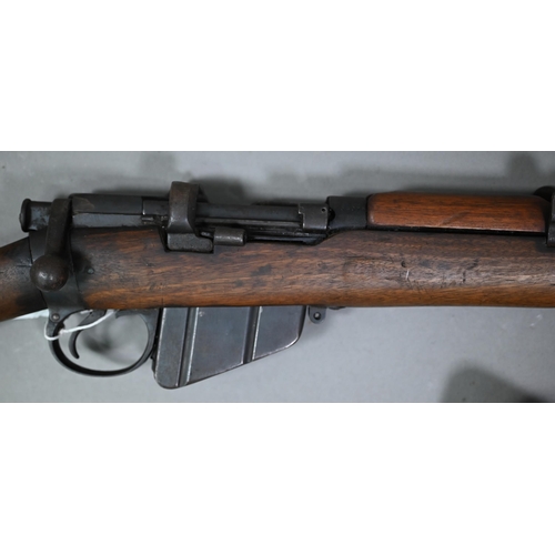 1062 - A Lee Enfield .303 British Army rifle, 113 cm long, deactivation certificate no. DA52930, c/w origin... 