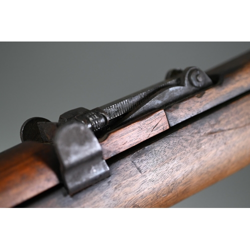 1062 - A Lee Enfield .303 British Army rifle, 113 cm long, deactivation certificate no. DA52930, c/w origin... 