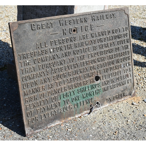 1104 - Railwayana - A green-painted cast iron Great Western Railways 'No trespassing' warning notice, threa... 