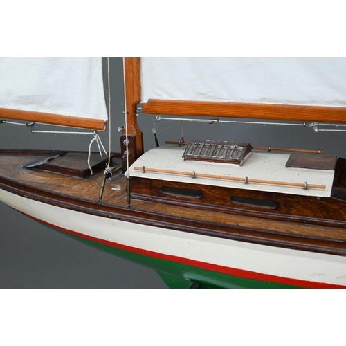 1186 - A vintage Danish scratch-built wooden sloop pond-yacht 'Simone' 113 cm high x 100 cm long